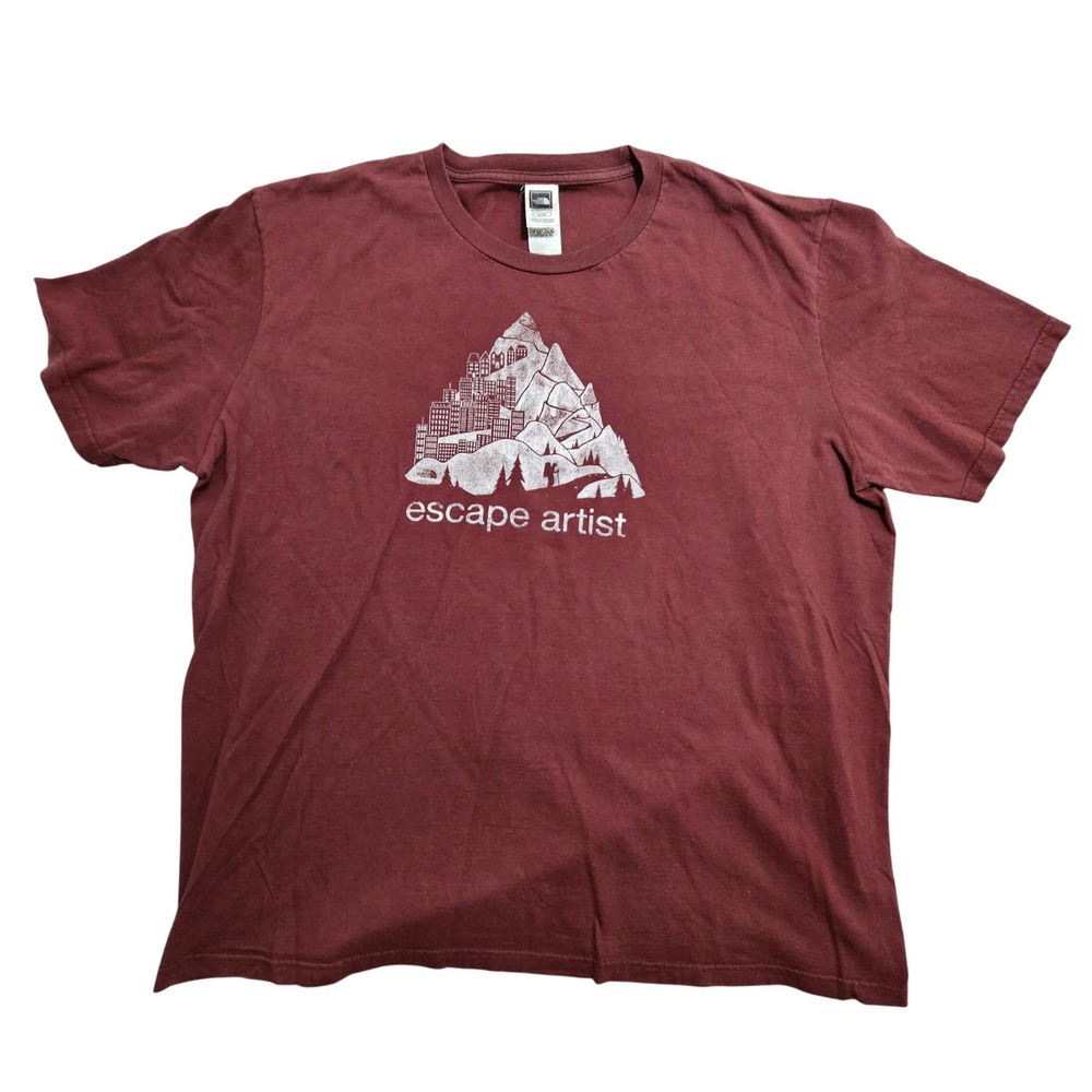 The North Face Graphic Tee Mens XL Burgundy Escape‎ Artist Mountain Short Sleeve